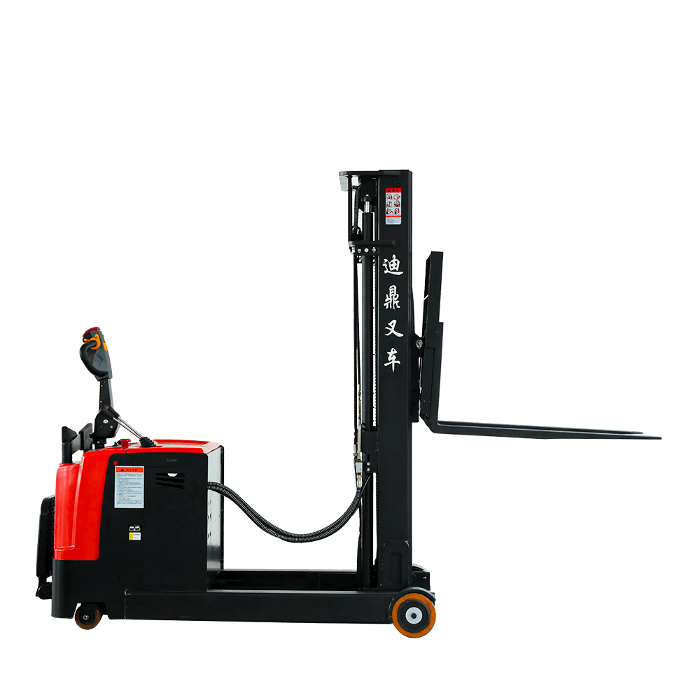 CQDA Reach stacker